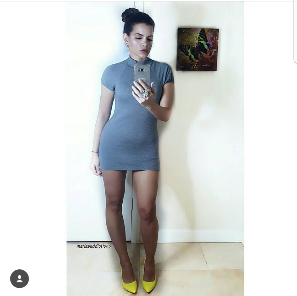 Gray fitted mini dress/top